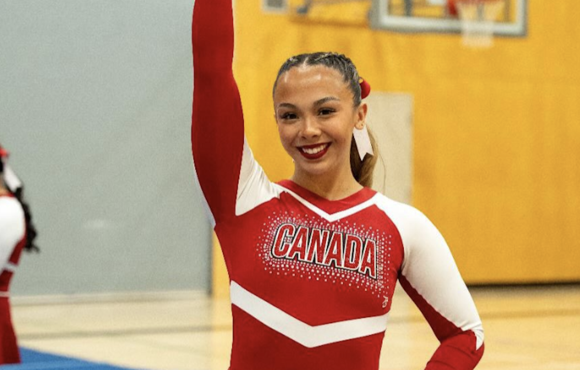 Hourston aide l&rsquo;UBC &agrave; &eacute;crire l&rsquo;histoire en cheerleading sur la sc&egrave;ne internationale