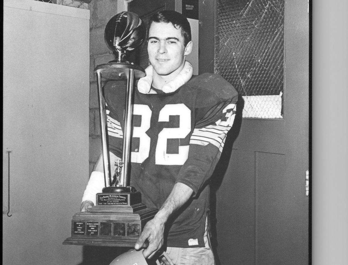 LES ENTREVUES DE LA 50E COUPE VANIER: Val Schneider (1967)