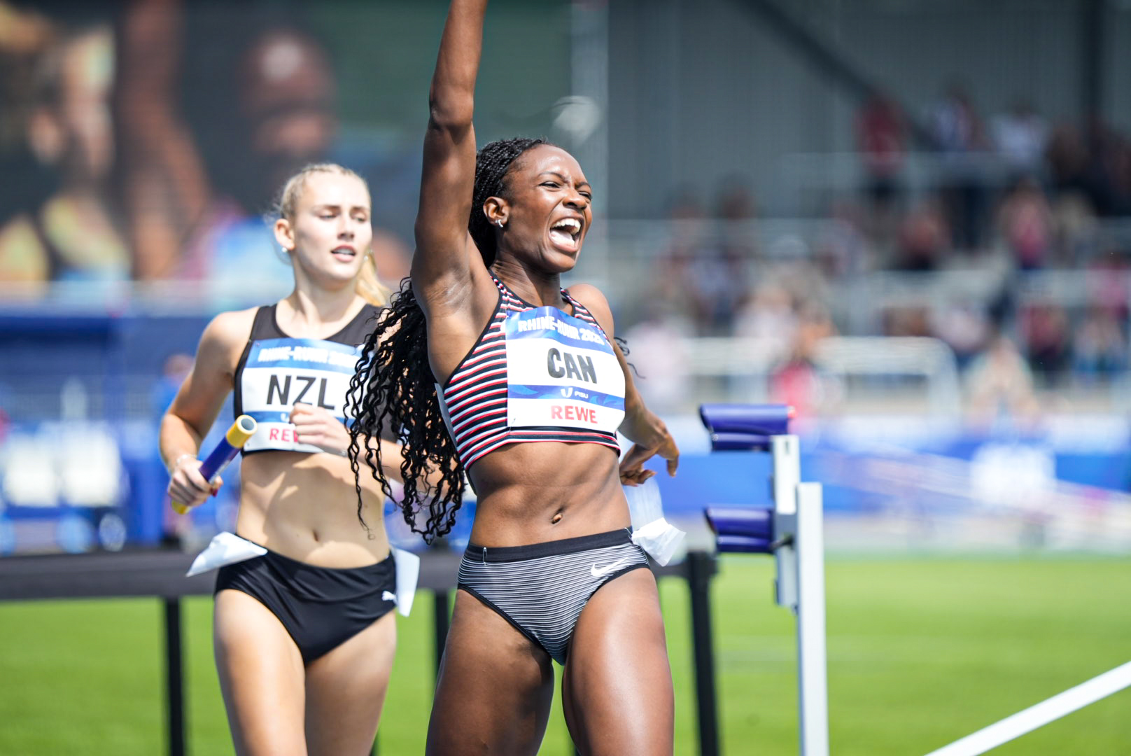 Les deux &eacute;quipes canadiennes de relais 4x400 se qualifient pour la finale aux Jeux d&rsquo;&eacute;t&eacute; de la FISU 2025
